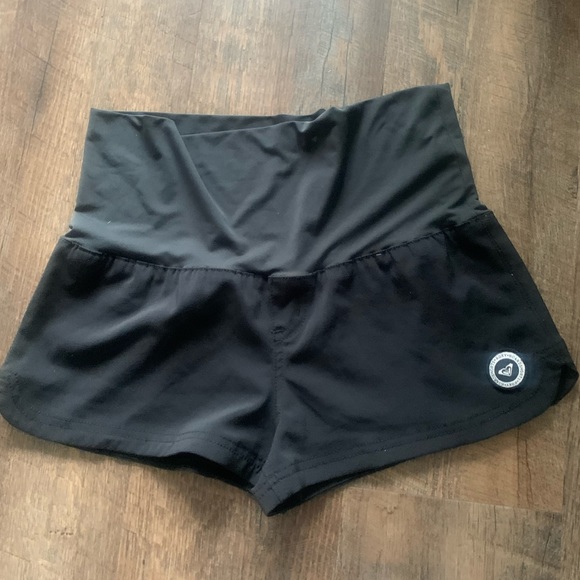 Roxy quick dry shorts - Picture 2 of 3